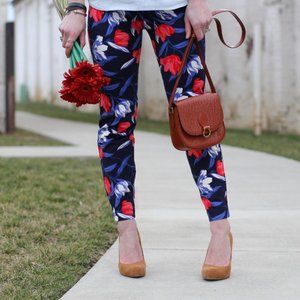 Women's Old Navy Floral Pixie Pants